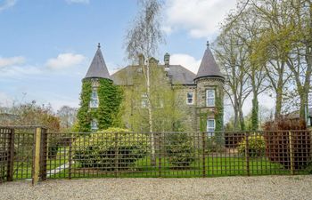 9 Bed in Alnwick Holiday Cottage