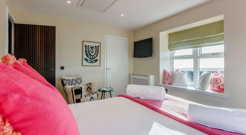 Photo of 2 Bed in Carmyllie