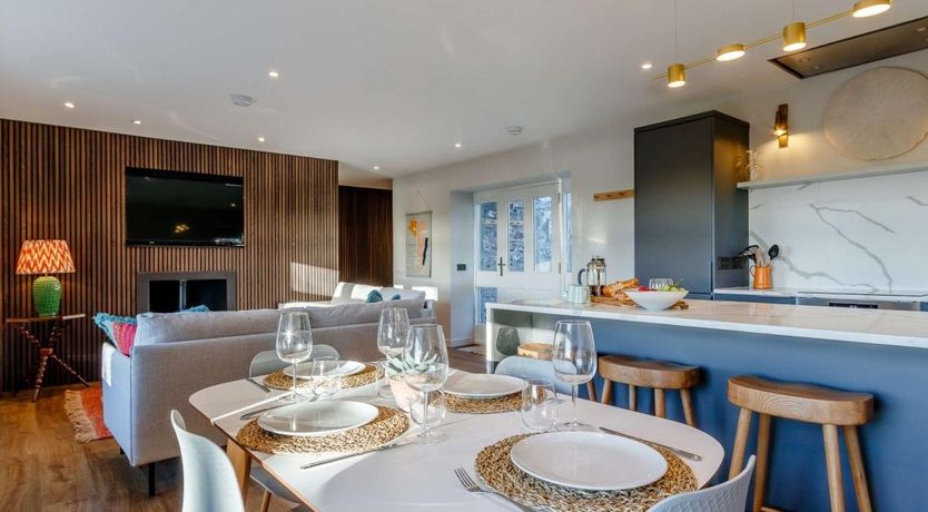 Photo of 2 Bed in Carmyllie