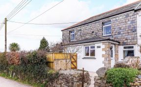 Photo of Cottage in South Cornwall
