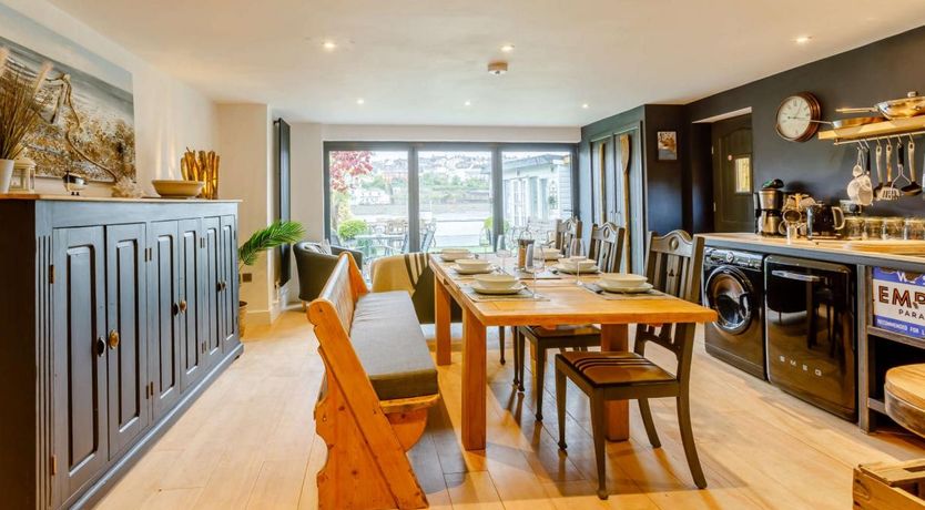 Photo of 3 Bed in Bideford