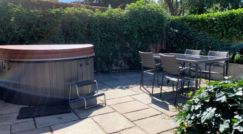 Photo of 2 Bed in Northrepps