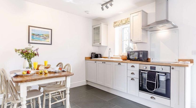 Photo of 1 Bed in Cadgwith