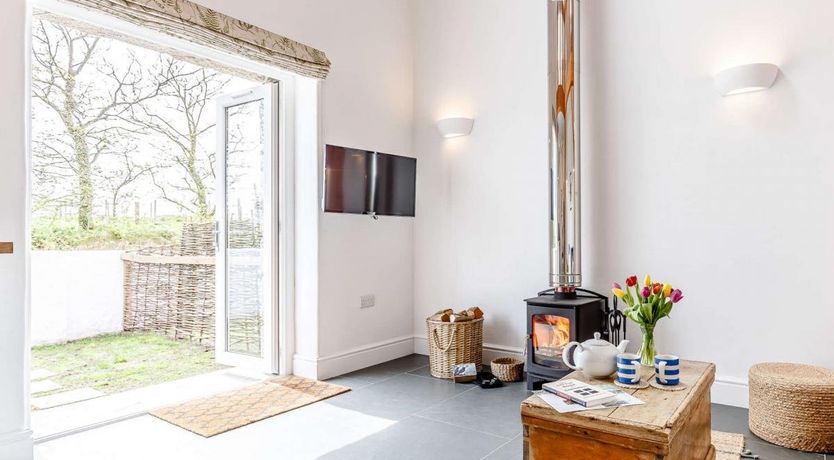 Photo of 1 Bed in Cadgwith