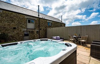 2 Bed in Camelford Holiday Cottage