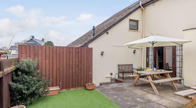 Photo of 6 Bed in Brecon