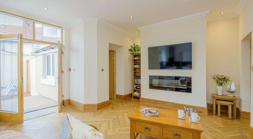 Photo of in Llandudno (83621)