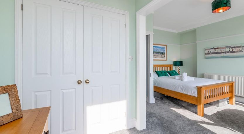 Photo of 3 Bed in Aberdovey