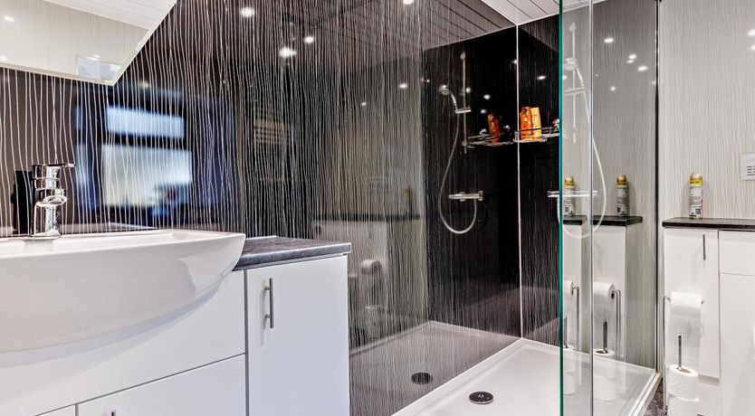 Photo of 7 Bed in Cupar