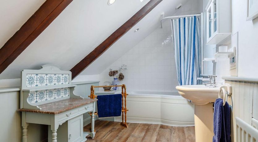 Photo of 3 Bed in Newquay