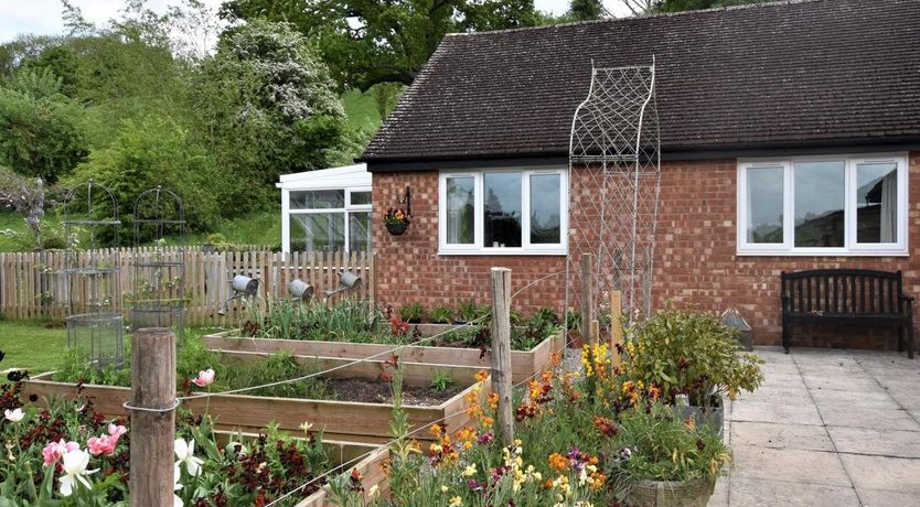 Photo of 1 Bed in Stoke Prior