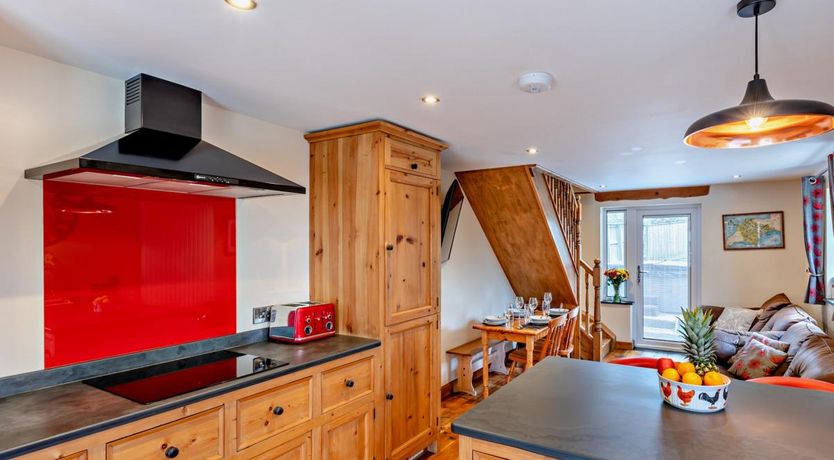 Photo of 2 Bed in Ilfracombe