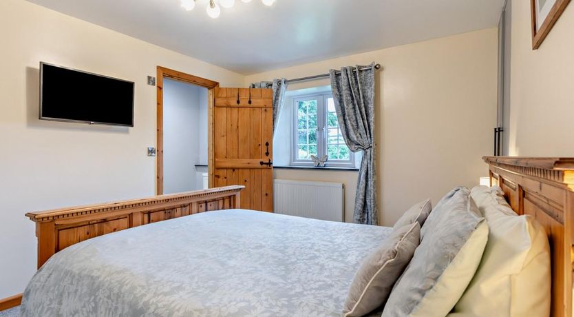 Photo of 2 Bed in Ilfracombe