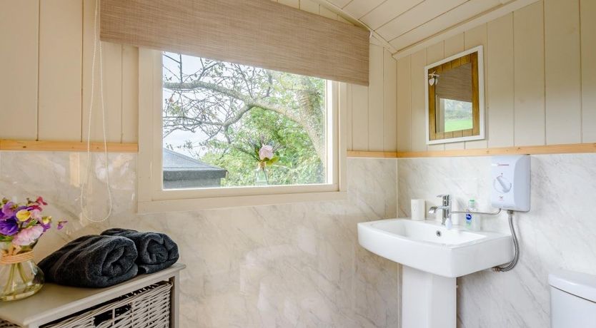 Photo of 1 Bed in Kingsthorne