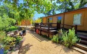 Photo of Log Cabin in Isle of Wight