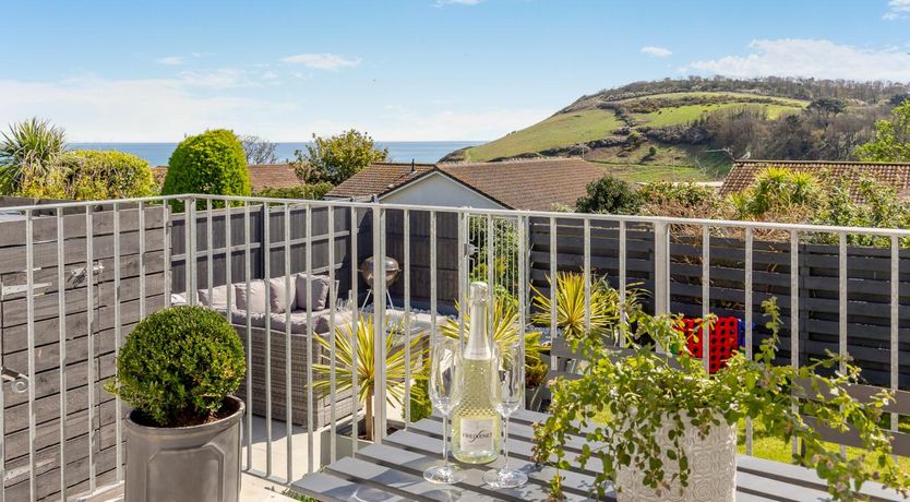Photo of 3 Bed in St. Austell