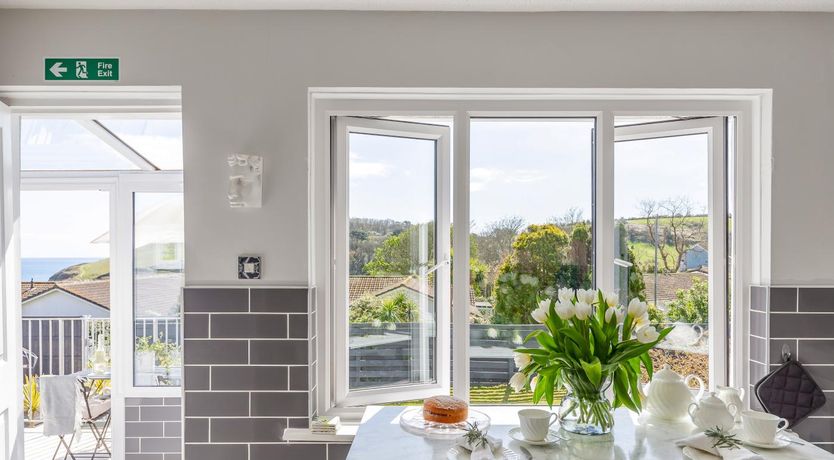 Photo of 3 Bed in St. Austell