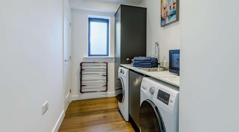 Photo of 3 Bed in Watchet