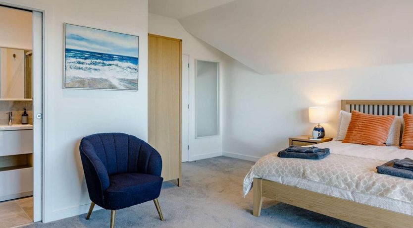 Photo of 3 Bed in Watchet