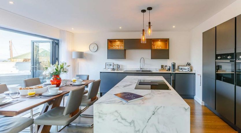 Photo of 3 Bed in Watchet