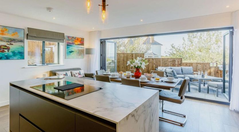 Photo of 3 Bed in Watchet