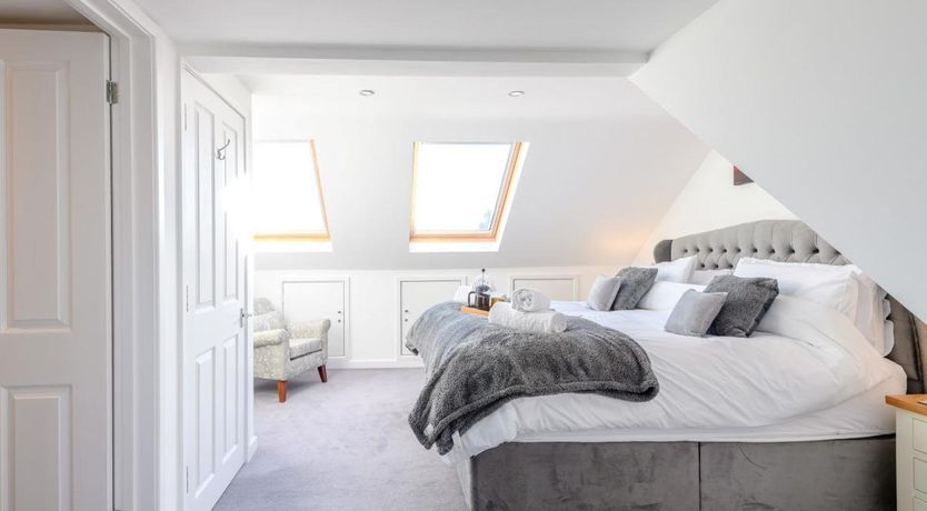 Photo of 4 Bed in Brockenhurst