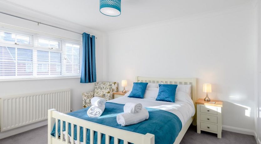 Photo of 4 Bed in Brockenhurst