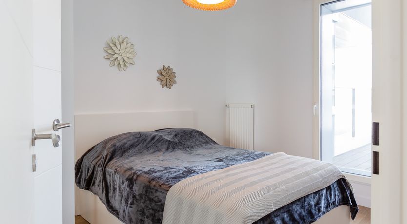 Photo of Ice Cube Heights