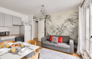 Opalite Apartment