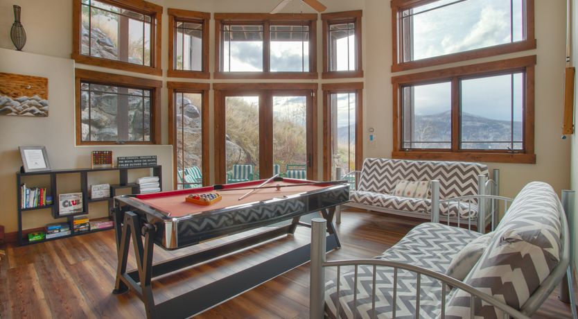 Photo of Rollingstone Ridge