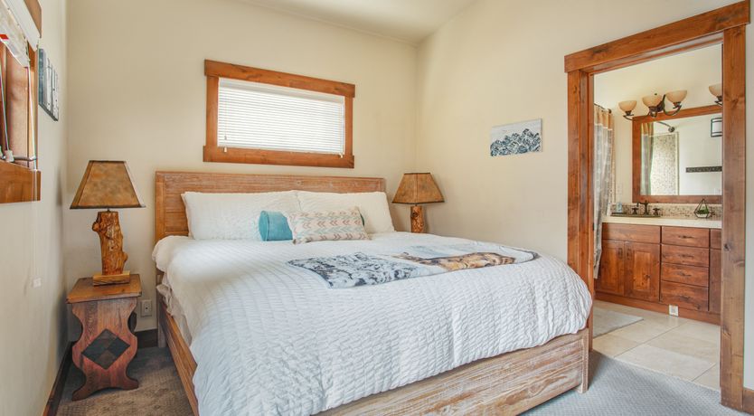 Photo of Rollingstone Ridge