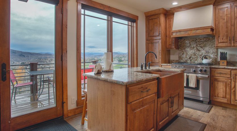 Photo of Rollingstone Ridge