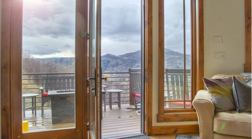 Photo of Rollingstone Ridge