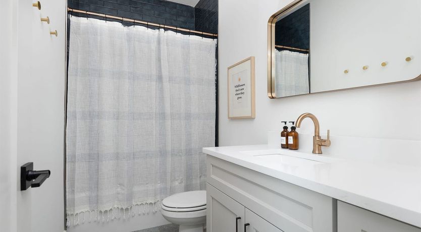 Photo of Dolly's Rainbow