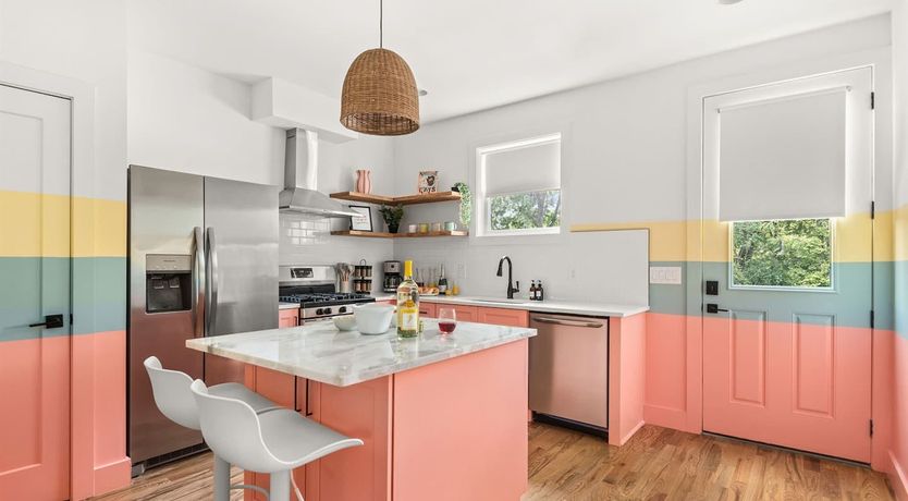 Photo of Dolly's Rainbow