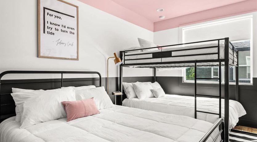 Photo of Dolly's Rainbow