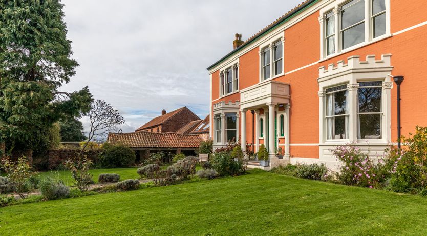 Photo of Victoriana Farm