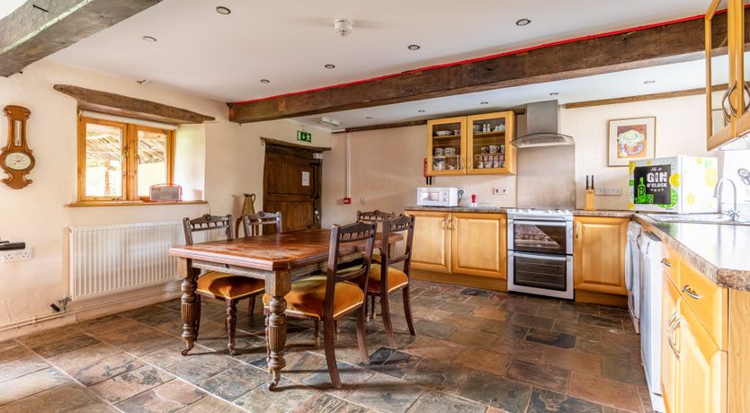 Photo of Victoriana Farm