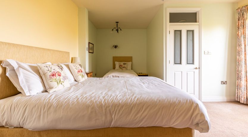 Photo of Victoriana Farm