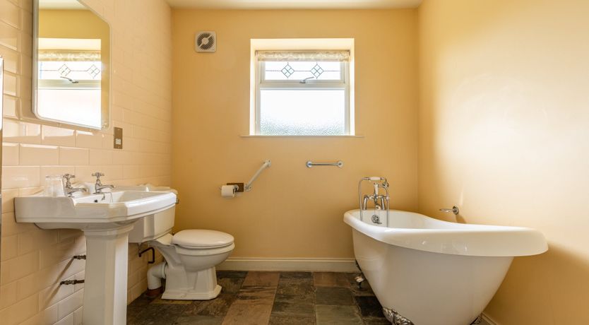 Photo of Victoriana Farm