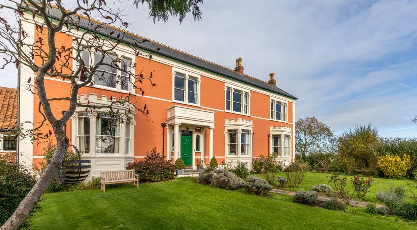 Photo of Victoriana Farm