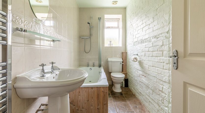 Photo of Victoriana Farm