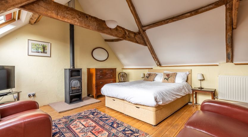 Photo of Victoriana Farm