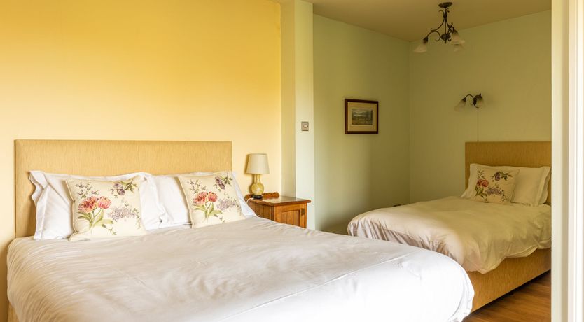 Photo of Victoriana Farm