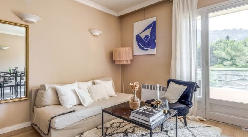 Photo of Le Val Riant