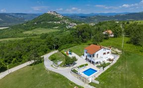 Photo of Montebello