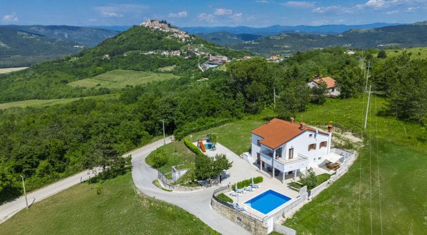 Photo of Montebello