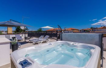 Villa Alpa Holiday Home