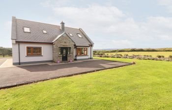 Paddy's Haven Holiday Home