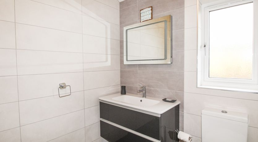 Photo of Beside the Sea